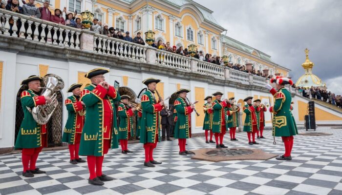 Праздник открытия фонтанов в Петергофе - Туристическое агентство ЯнмарТур